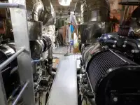 गस्त नौका विक्रीसाठी