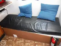 ट्रॉलर विक्रीसाठी