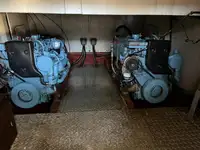 फेरी जहाज विक्रीसाठी