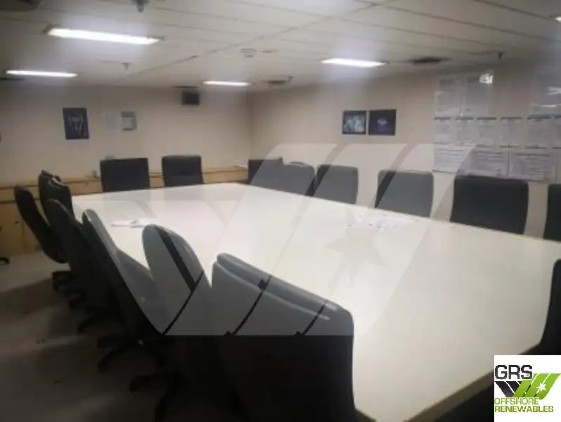 बार्ज विक्रीसाठी