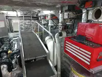 कॅटामारन विक्रीसाठी