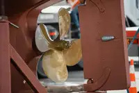 ट्रॉलर विक्रीसाठी