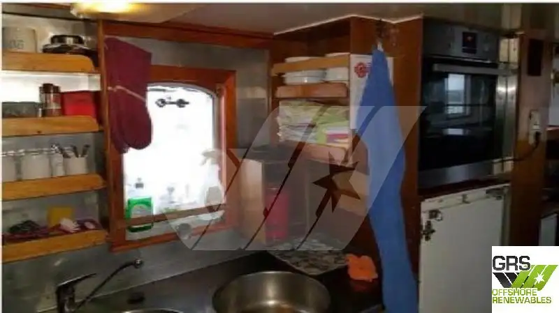 वर्क बोटी विक्रीसाठी