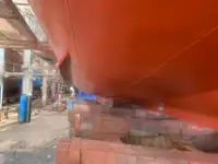 वर्क बोटी विक्रीसाठी