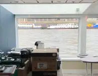 क्रूझ फेरी विक्रीसाठी