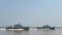 गस्त नौका विक्रीसाठी