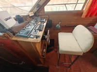 वर्क बोटी विक्रीसाठी