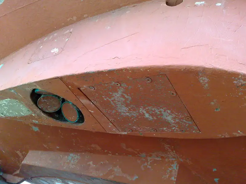 कंटेनर जहाज विक्रीसाठी