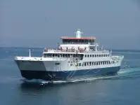 फेरी जहाज विक्रीसाठी