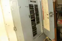 फेरी जहाज विक्रीसाठी
