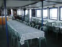 प्रवासी जहाज विक्रीसाठी