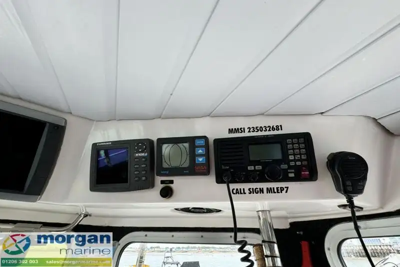वर्क बोटी विक्रीसाठी