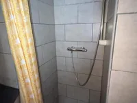 सर्वेक्षण जहाज विक्रीसाठी
