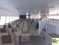 वर्क बोटी विक्रीसाठी