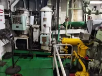 कंटेनर जहाज विक्रीसाठी