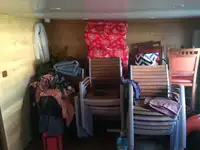 कंटेनर जहाज विक्रीसाठी