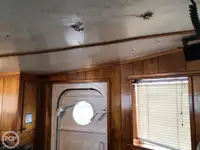 ट्रॉलर विक्रीसाठी