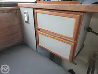 लाइफबोट विक्रीसाठी