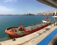 कंटेनर जहाज विक्रीसाठी