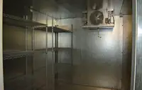 एलएनजी वाहक जहाज विक्रीसाठी