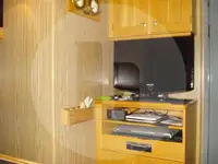 ट्रॉलर विक्रीसाठी