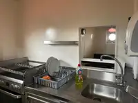 टोबोट विक्रीसाठी
