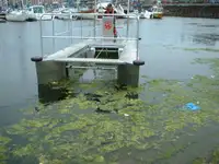 कंटेनर जहाज विक्रीसाठी
