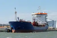 Oil/Chemical tanker विक्रीसाठी