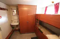 फ्लोटिंग हॉटेल विक्रीसाठी