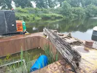 बार्ज विक्रीसाठी