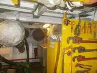 क्रू बोट विक्रीसाठी