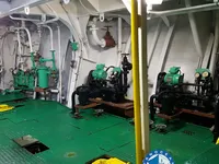 तेल/रासायनिक टँकर विक्रीसाठी