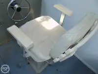 गस्त नौका विक्रीसाठी
