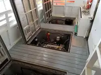प्रवासी जहाज विक्रीसाठी