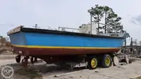 गस्त नौका विक्रीसाठी