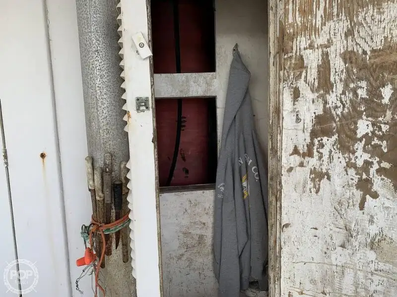 लाँगलाइनर विक्रीसाठी