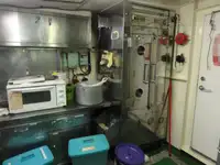 पुरवठा जहाज विक्रीसाठी