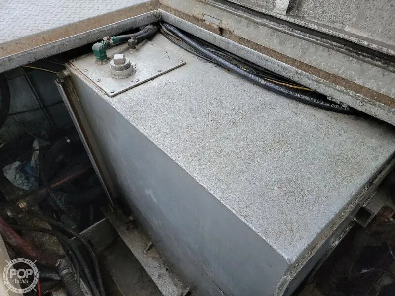 लाइफबोट विक्रीसाठी