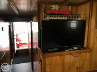 ट्रॉलर विक्रीसाठी