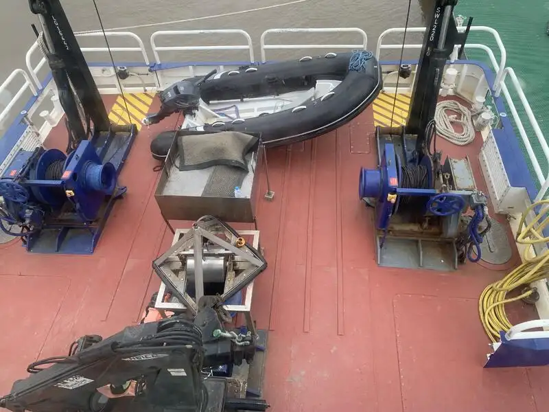 सर्वेक्षण जहाज विक्रीसाठी