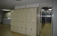 एलएनजी वाहक जहाज विक्रीसाठी