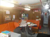 क्रू बोट विक्रीसाठी
