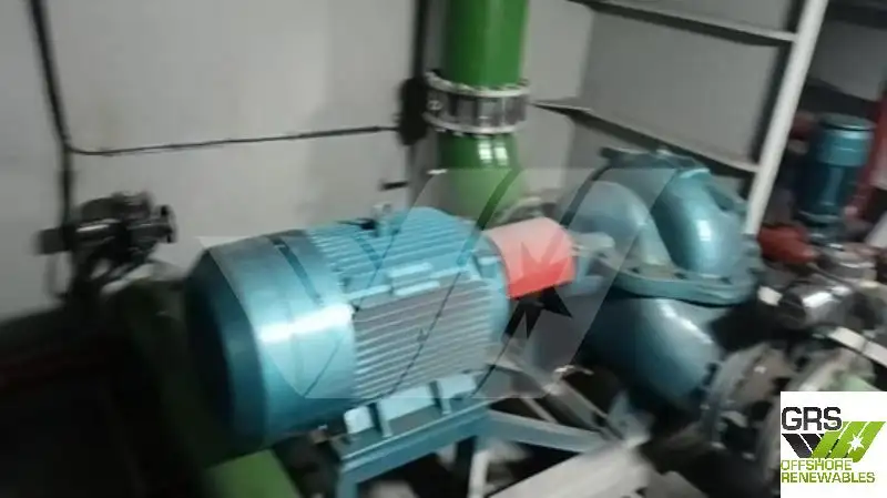 फ्लोटिंग डॉक विक्रीसाठी