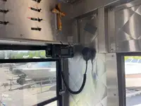 पॉन्टून विक्रीसाठी
