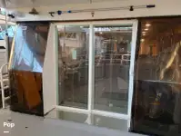 फेरी जहाज विक्रीसाठी