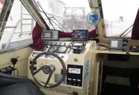 पायलट बोट विक्रीसाठी