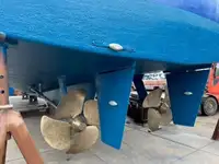 गस्त नौका विक्रीसाठी