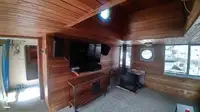 ट्रॉलर विक्रीसाठी