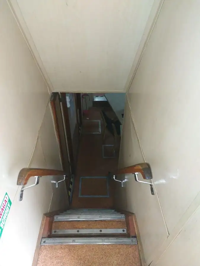 सर्वेक्षण जहाज विक्रीसाठी