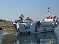 कंटेनर जहाज विक्रीसाठी